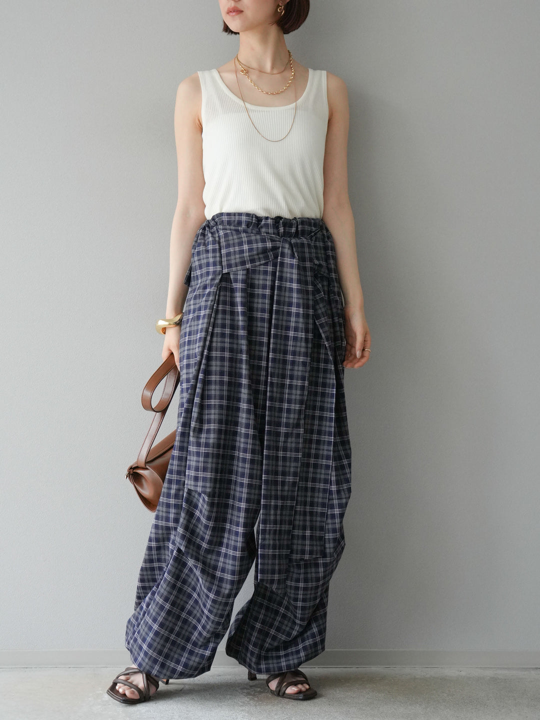 [予約]チェック柄ウエスト巻きドロストパンツ/ネイビー