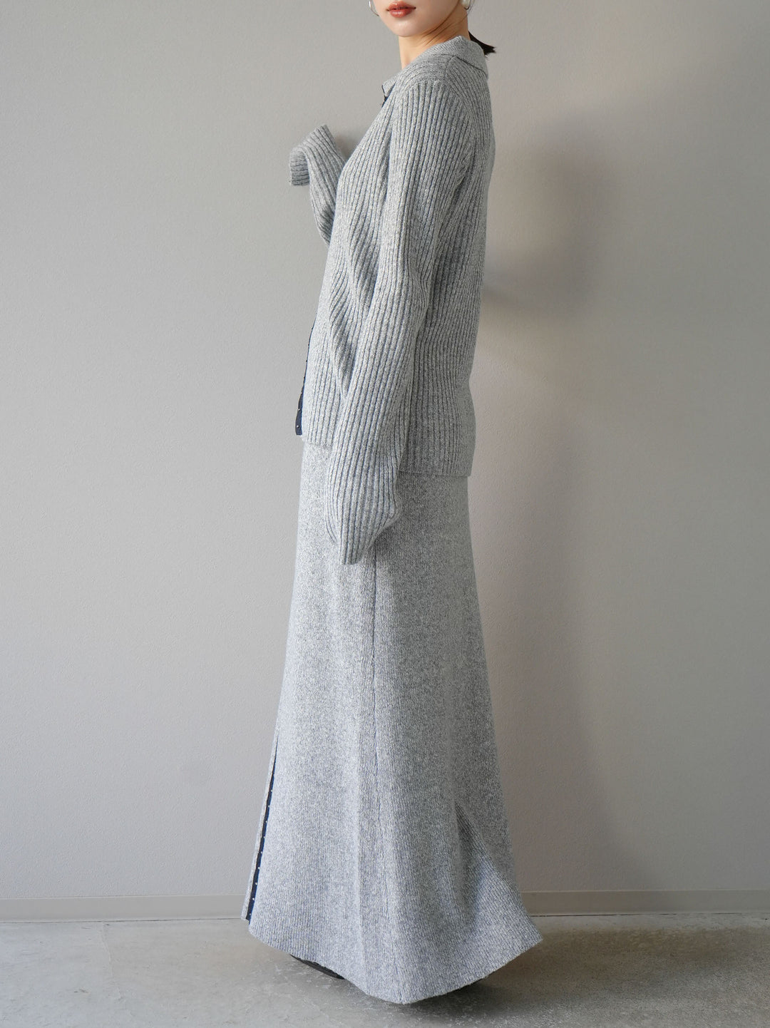 [預訂] 鉤花多向針織半身裙/灰色