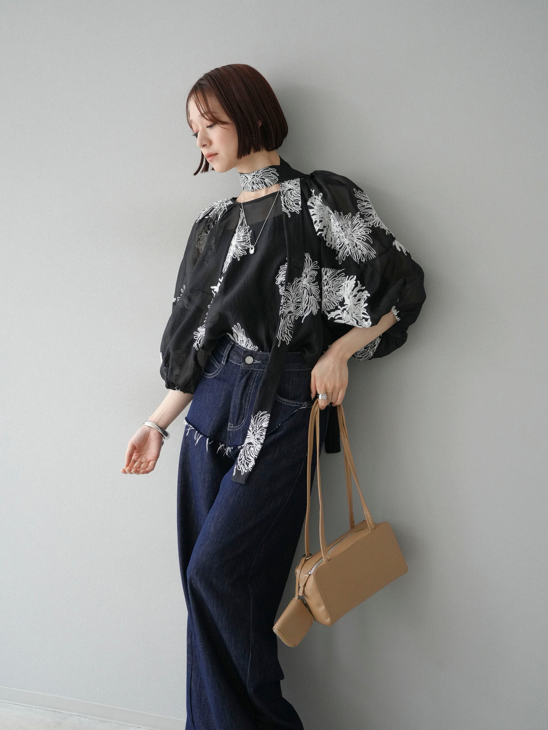 [SET]刺繍シアーバルーンスリーブブラウス+選べるアクセセット(2set)