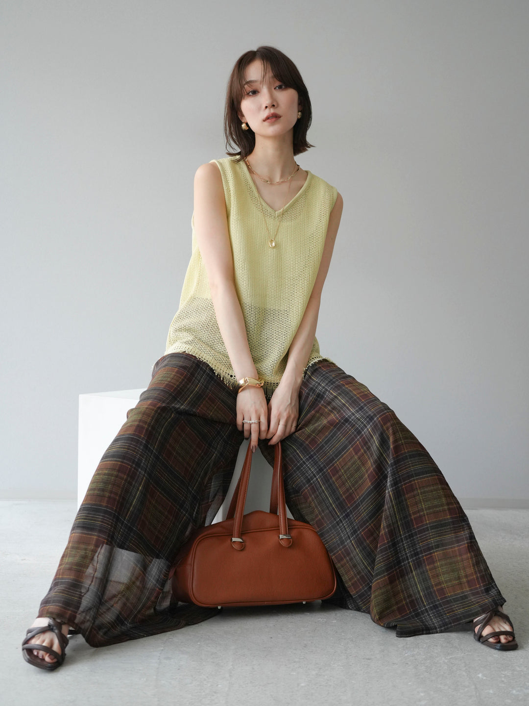 [予約]裾フリンジVネックニットタンクトップアンサンブル/イエロー