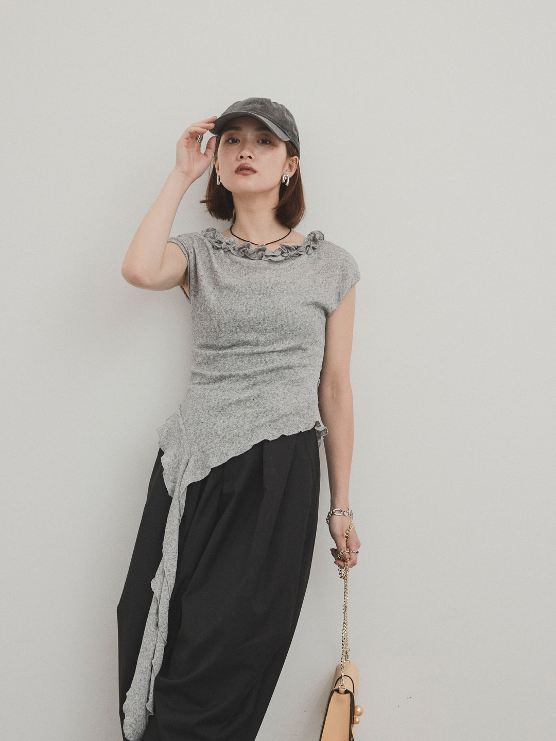 [套裝] 荷葉邊透視針織背心 + 設計環側褶褲 (2 套)