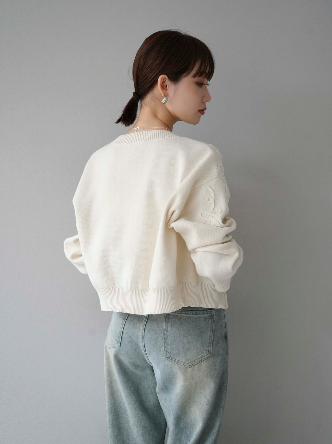 [SET]コード刺繍コットンニットジップカーディガン+ダブルストラップカットリブブラキャミソール+ベルトアシンメトリーダメージデニム(3set)