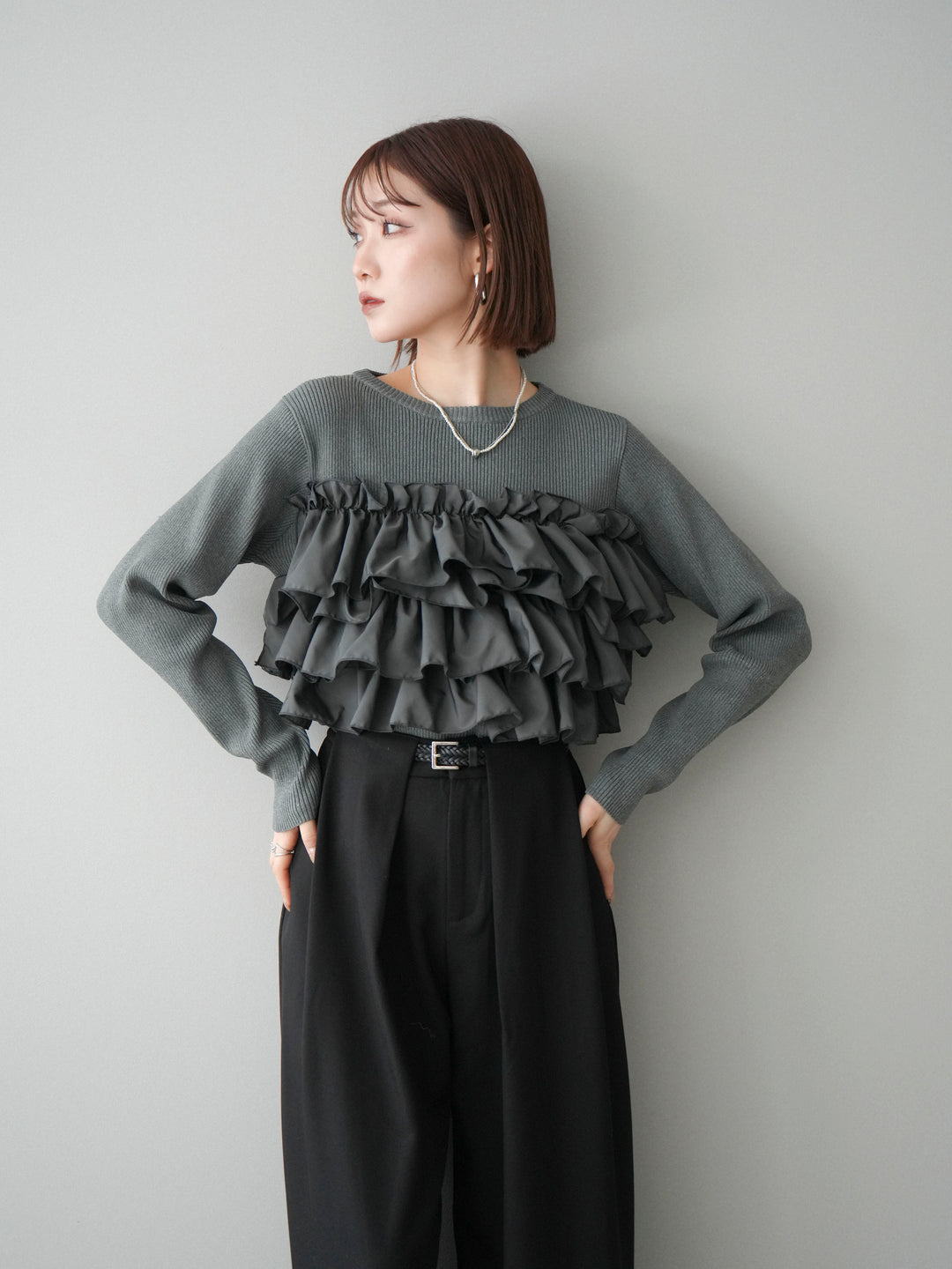 [SET]フリルビスチェドッキングスポンジニットプルオーバー+フリルビスチェドッキングスポンジニットプルオーバー(2set)