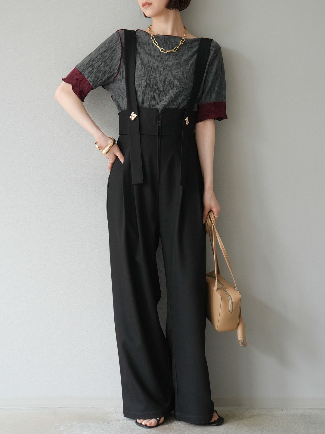 [SET]プリーツ配色ボートネックプルオーバー+ゴールドボタンサスペンダーワイドパンツ(2set)