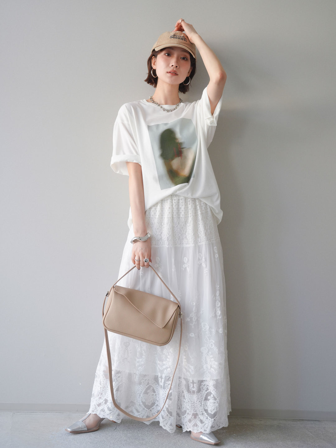 [SET]ブラーアートフォトTシャツ+シアーレースマキシスカート(2set)