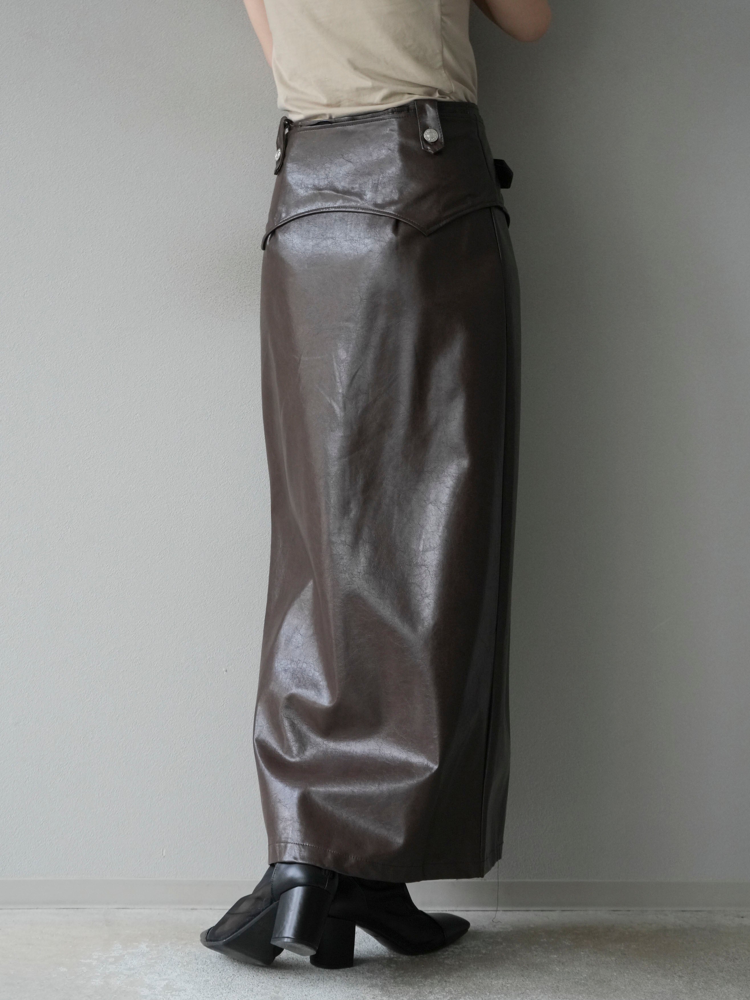 予約]ベルトデザインレザータッチZIPタイトスカート/ブラウン – Lumier