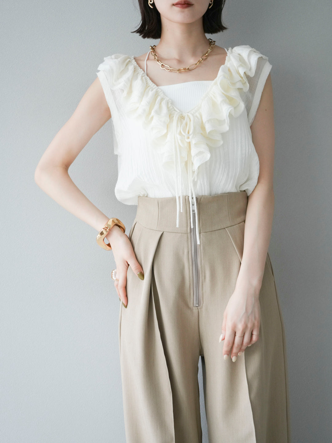 [予約]ワッシャーラッフルノースリーブブラウス/アイボリー