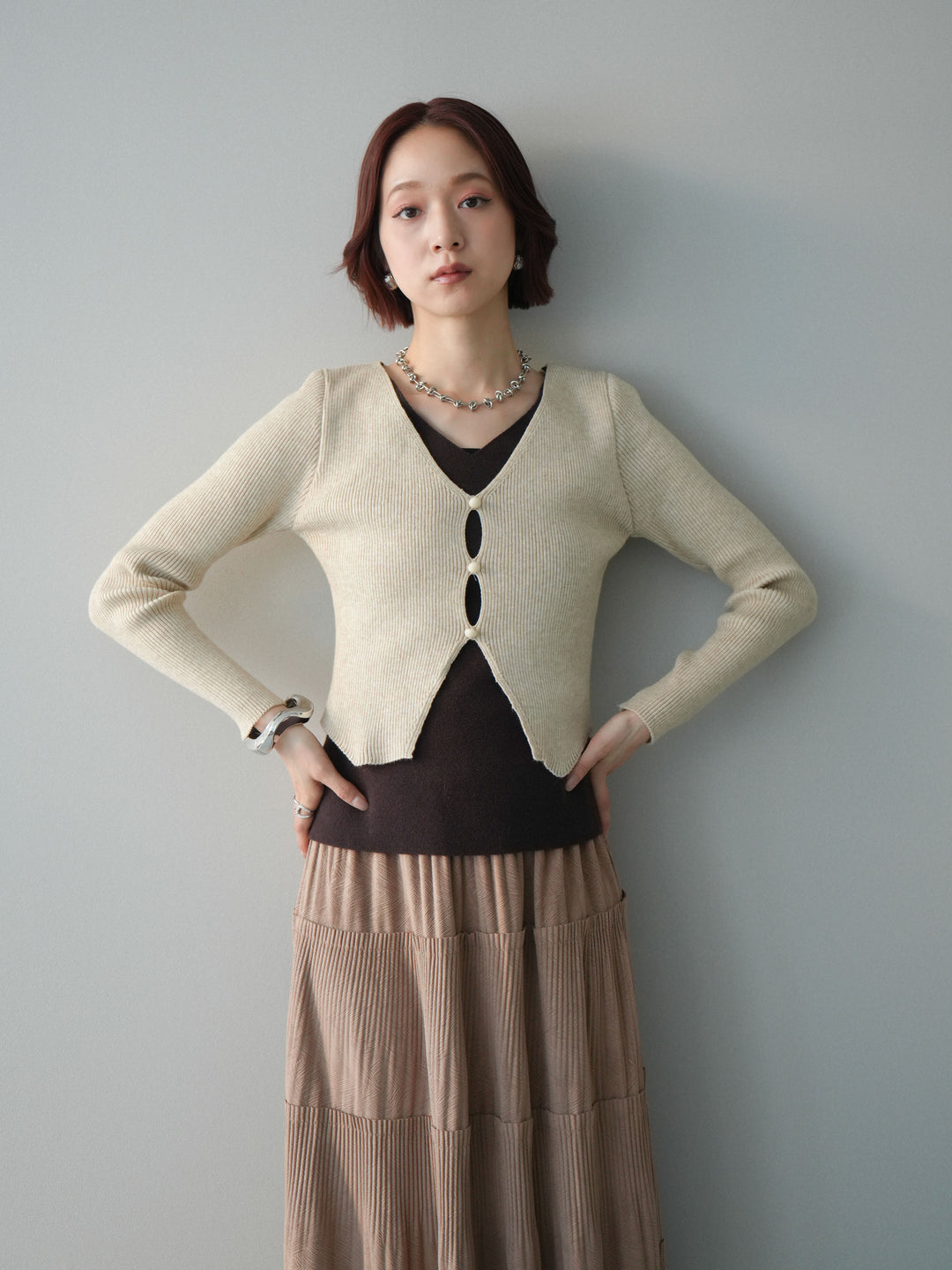 [SET]Vネック配色レイヤードスリットニットトップス+型押しスエードティアードプリーツスカート(2set)
