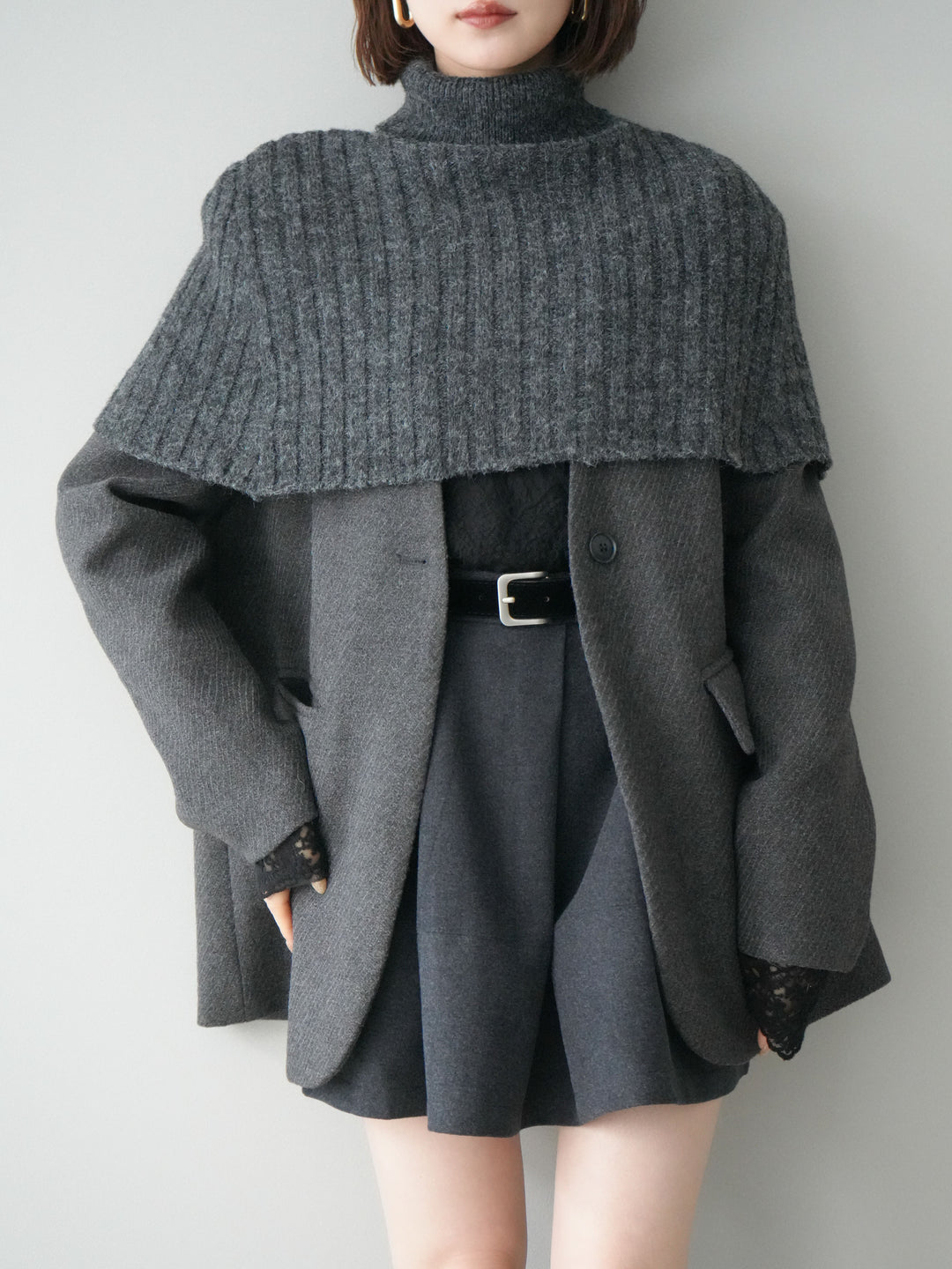 [20%オフ]ケープ付ノーカラージャケット/charcoal