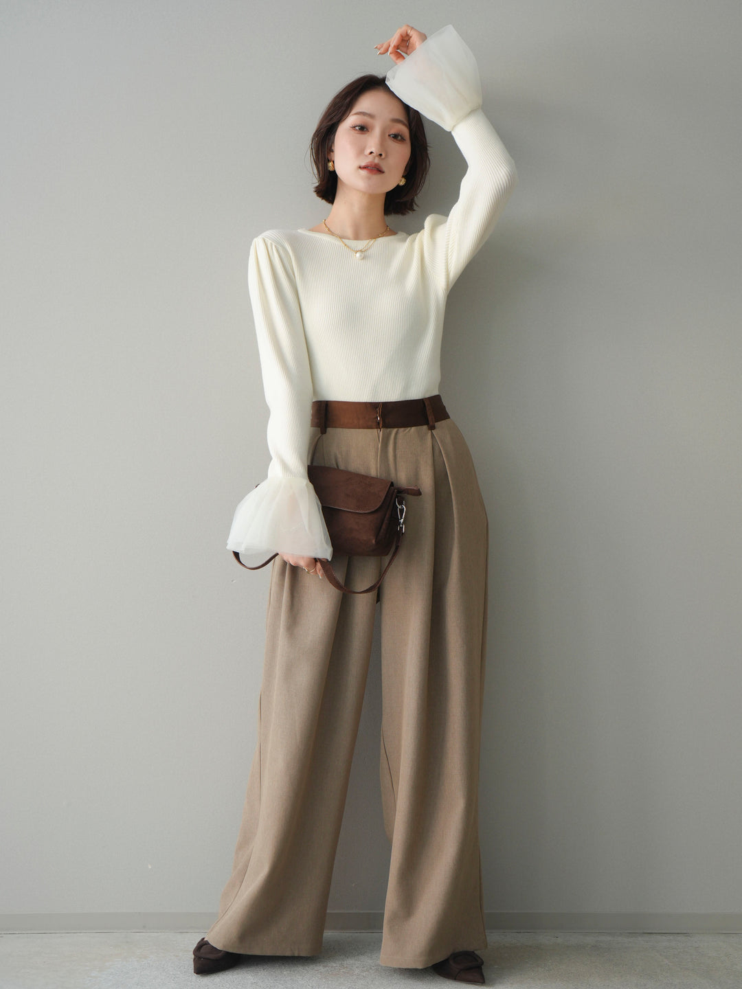 [予約]サテンベルトタックワイドパンツ/beige