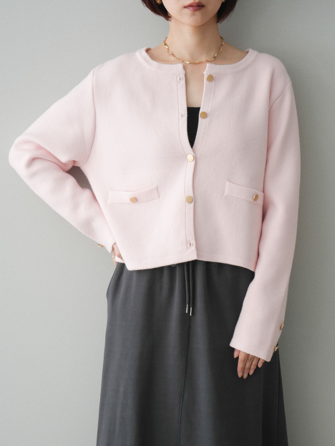 [SET]ゴールドボタンノーカラーニットジャケット+選べるアクセセット(2set)