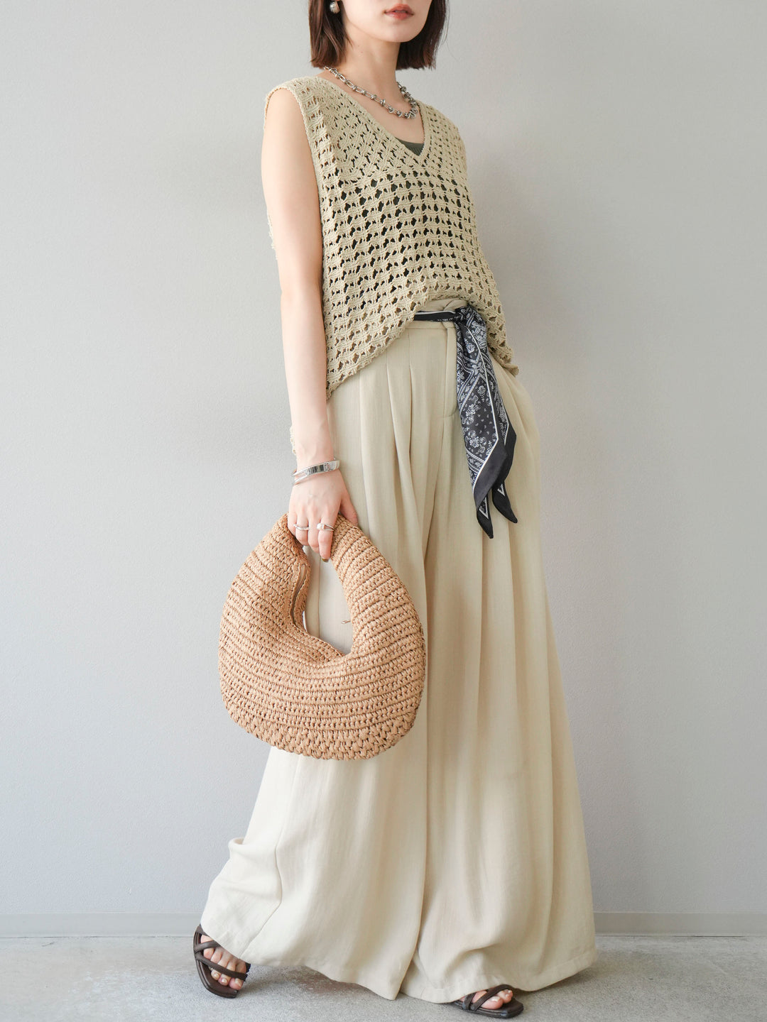 [予約]スカーフベルト付3タックワイドパンツ/ベージュ