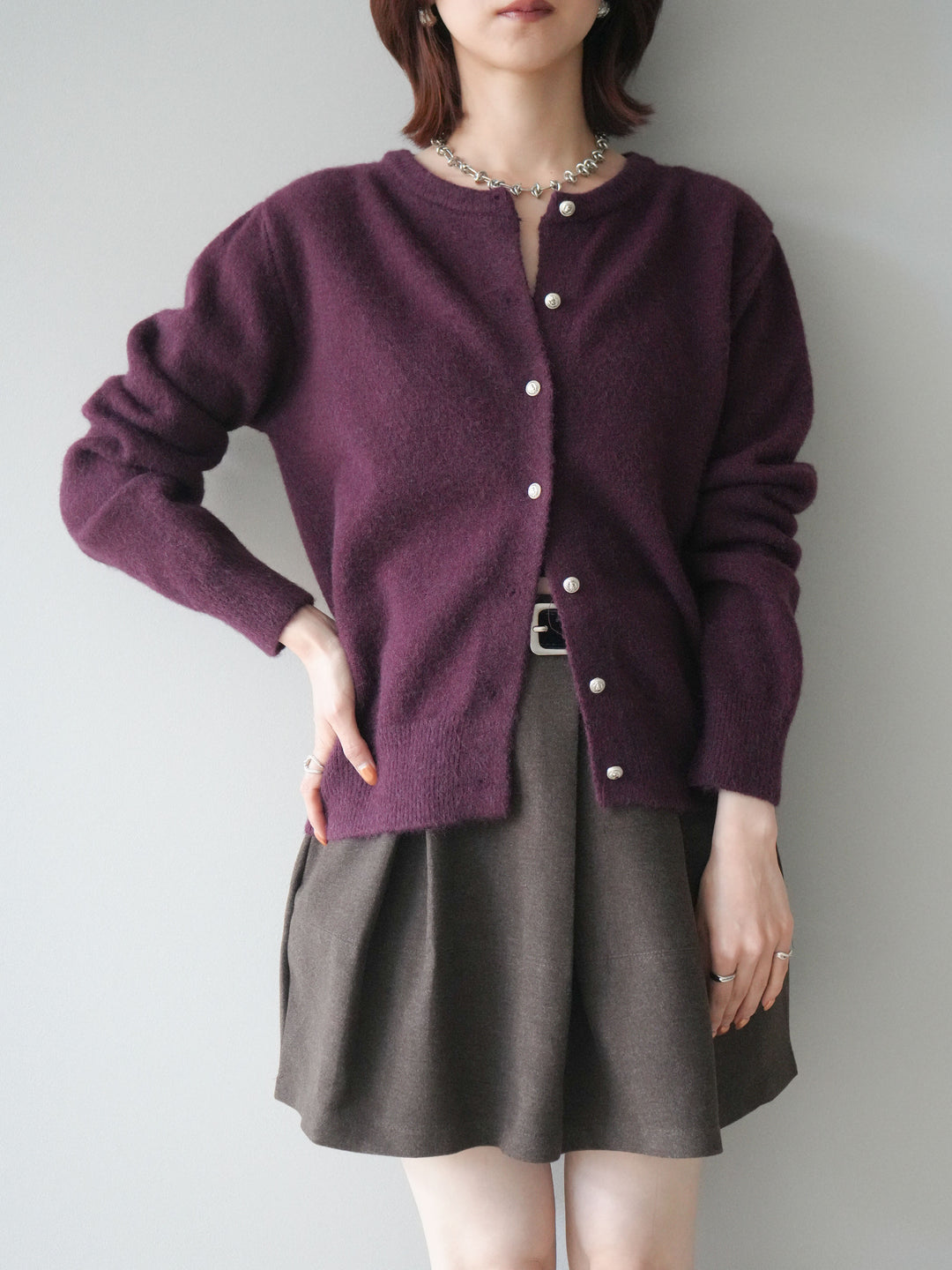 [SET]アンティークボタンニットカーディガン+ベルト付きタックミニスカート(2set)