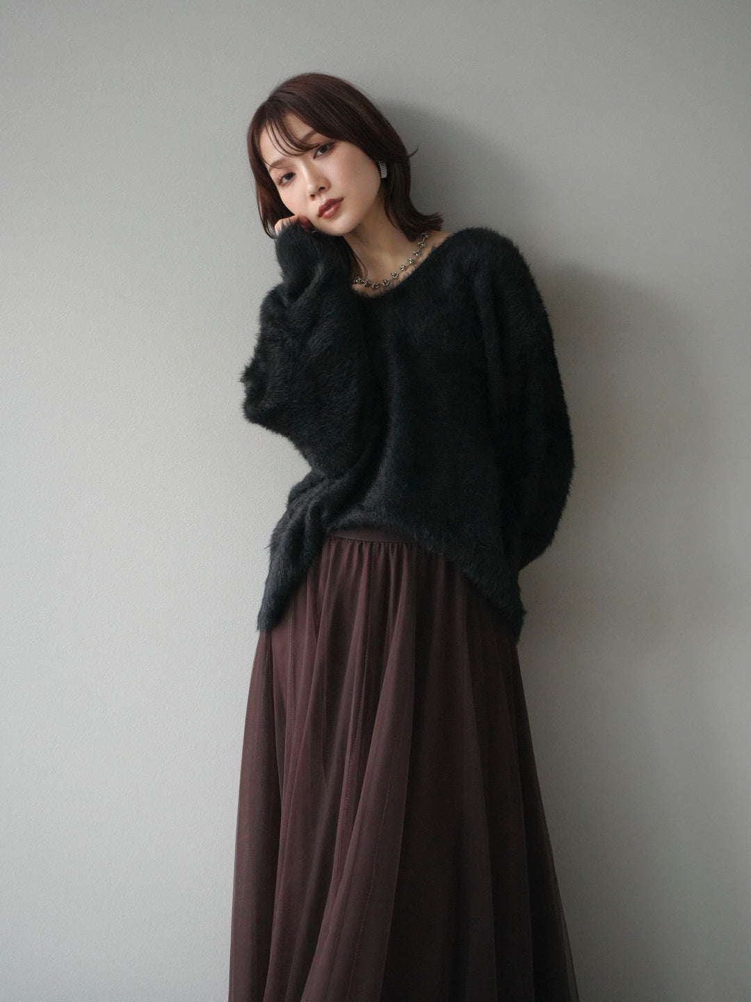 [予約]バックリボンVネックシャギーニットプルオーバー/black