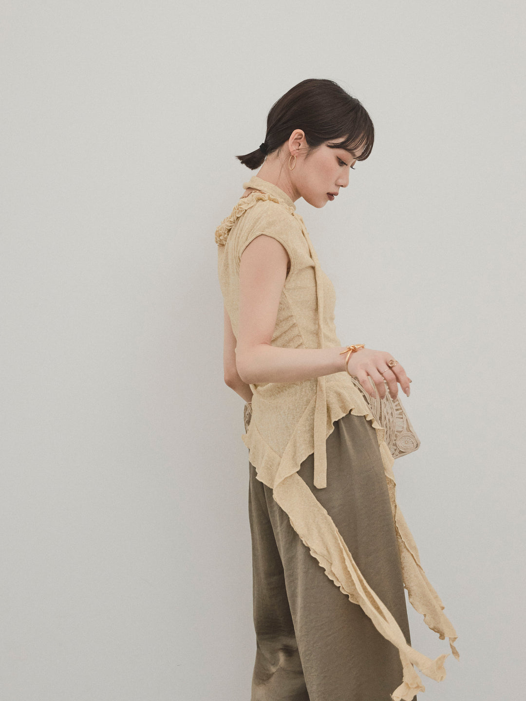 [SET]ラッフルシアーニットタンクトップ+サテンイージーパンツ(2set)