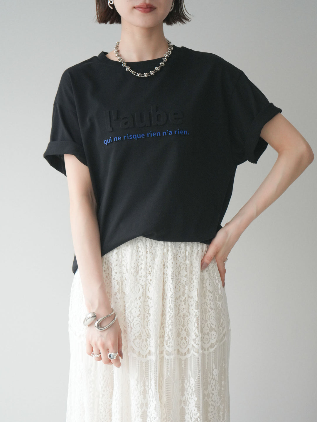 [SET]エンボスロゴTEE+裏プリーツ総レースロングスカート(2set)