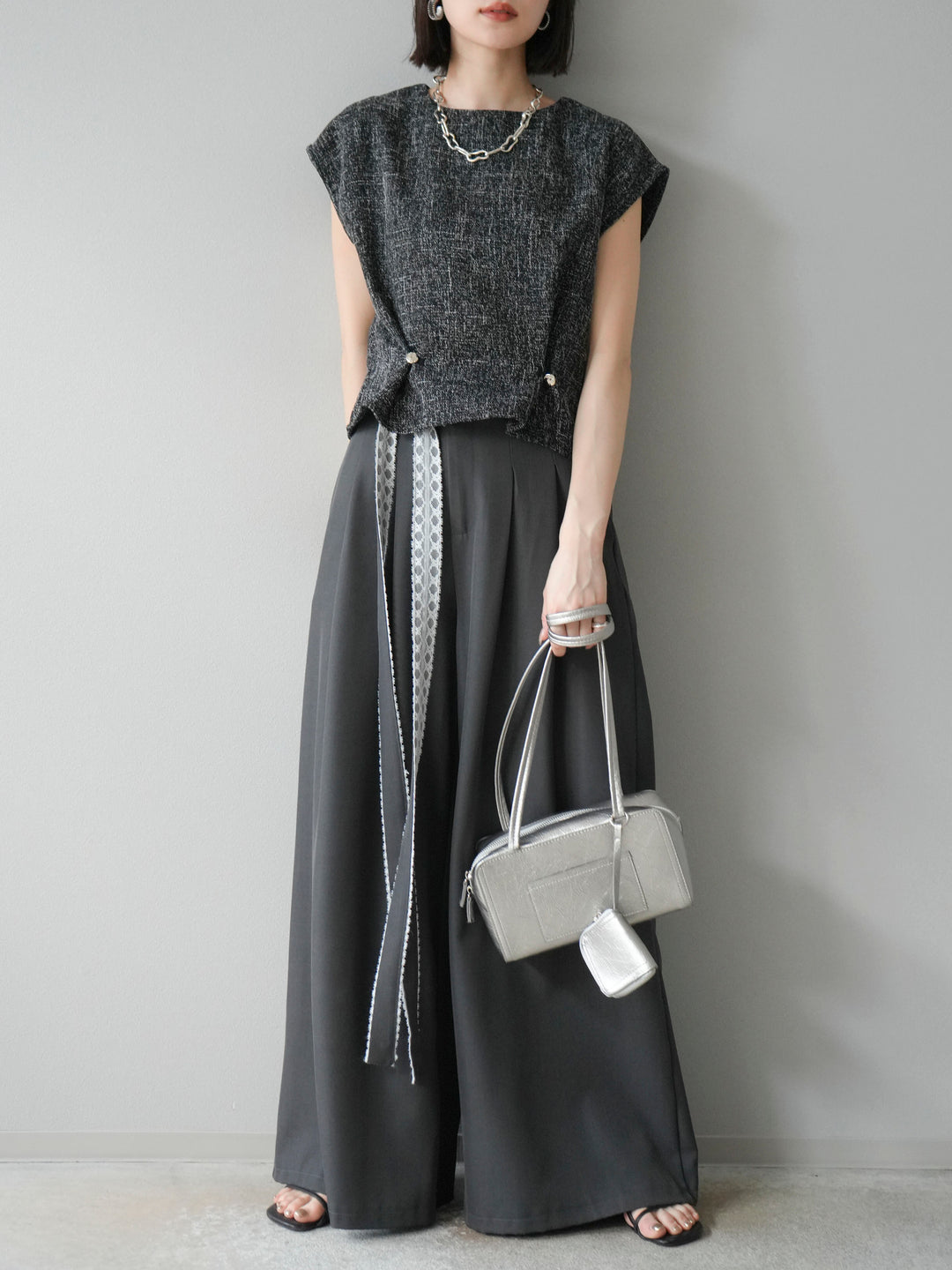 [予約]サマーツイードぺプラムブラウス/ブラックホワイト