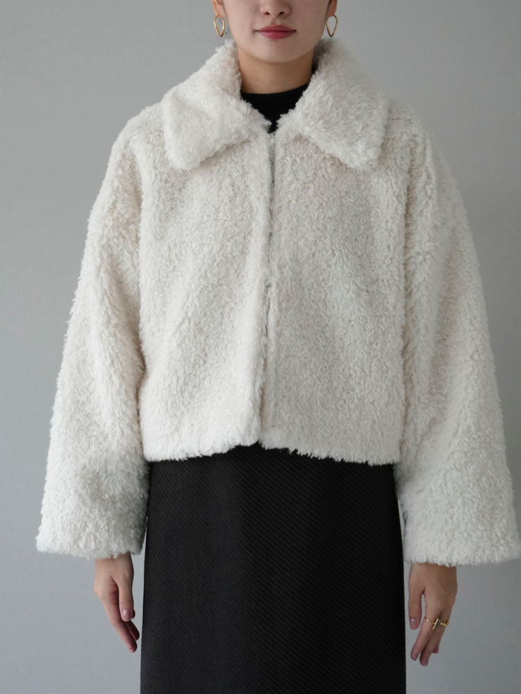 [Pre-order] Faux fur short jacket/off-white