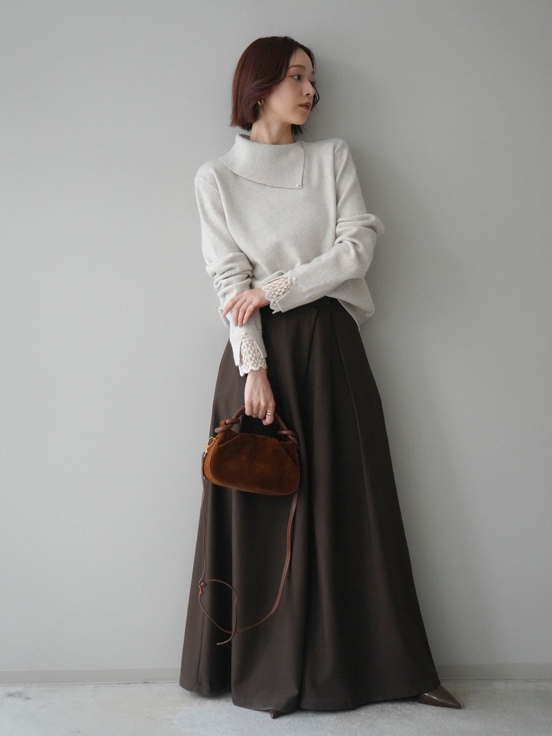 [SET]袖レースパール付き配色ニットトップス+テープベルトタックバギーパンツ(2set)