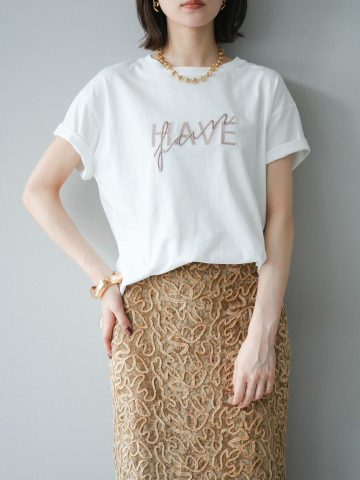 [予約]デザインロゴ刺繍Tシャツ/オフホワイト