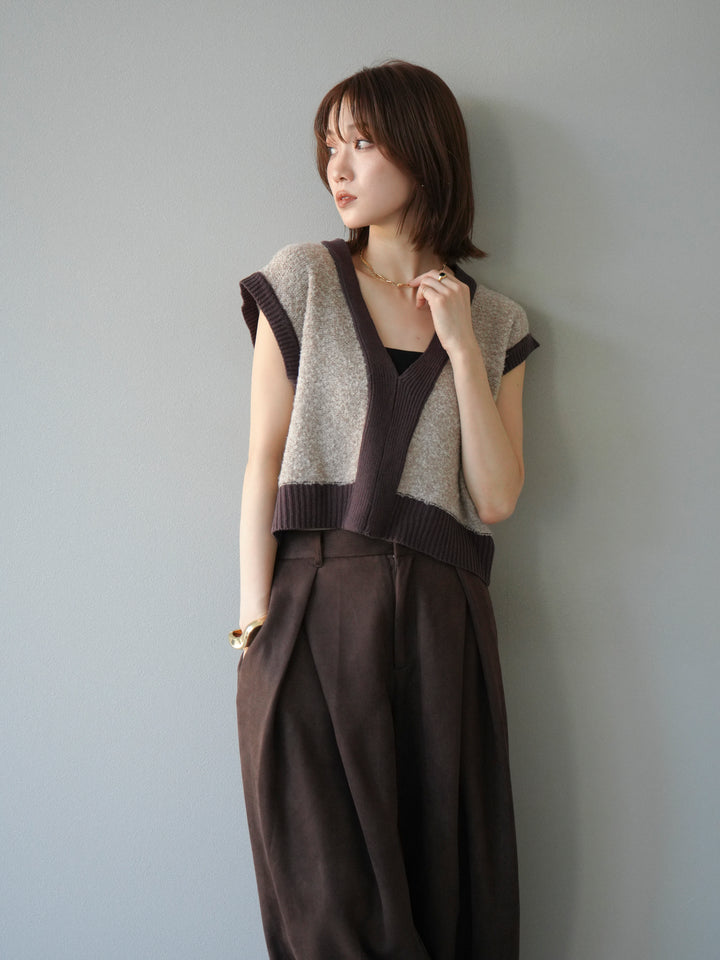 [予約]ブークレバイカラーニットベスト/ベージュ