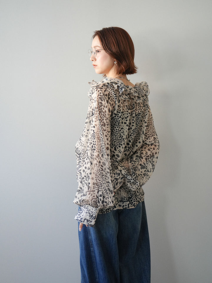 [予約]ラッフルネックシアーブラウス/leopard