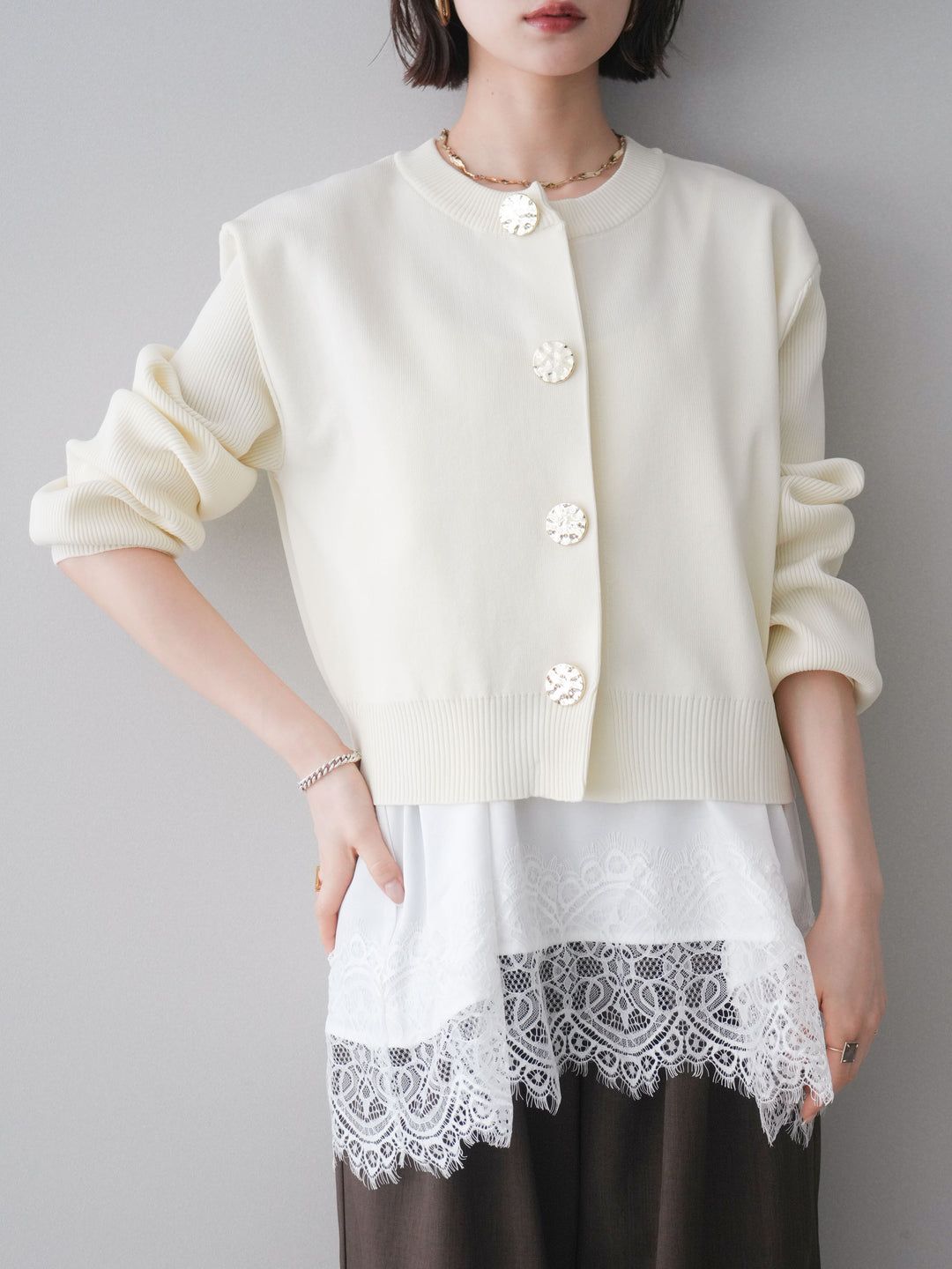 [SET]メタルボタンクルーネックニットカーディガン+選べるアクセセット(2set)