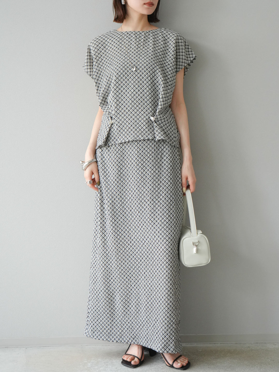 [予約]チェック柄タックデザインフレンチスリーブトップス/ブラック