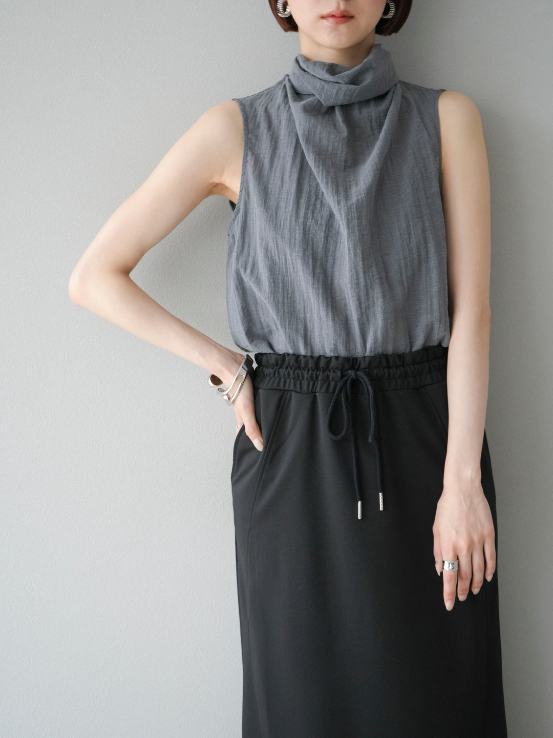 [SET]バックタイノースリーブブラウス+バックタイノースリーブブラウス(2set)