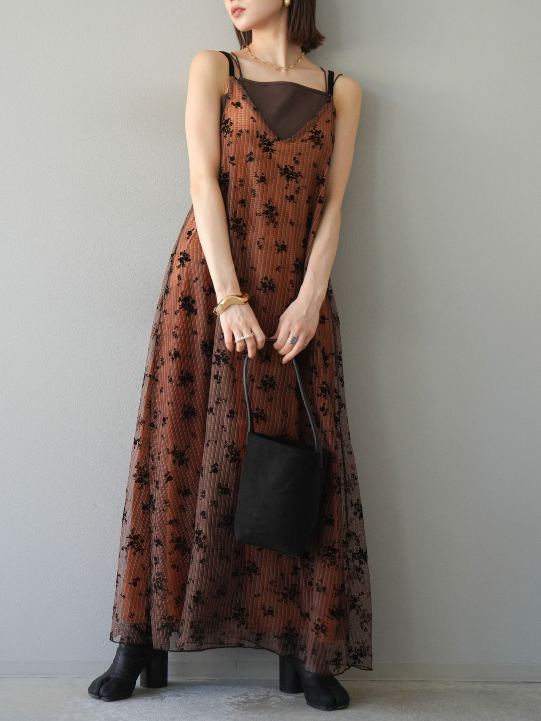 [SET]フロッキーチュールレイヤードベロアキャミワンピース+カップ付きバッククロスキャミソール(2set)