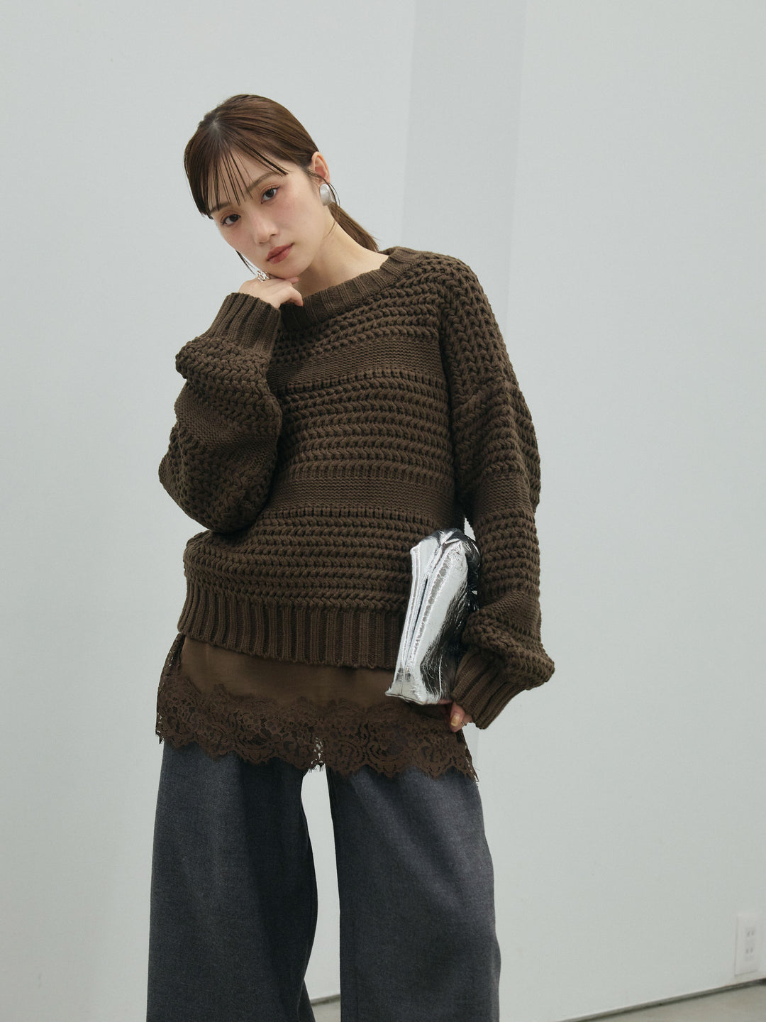 【Allure】[SET]ライン編みニットプルオーバー+ループデザインツイルワイドパンツ+サテンレースキャミソール(3set)