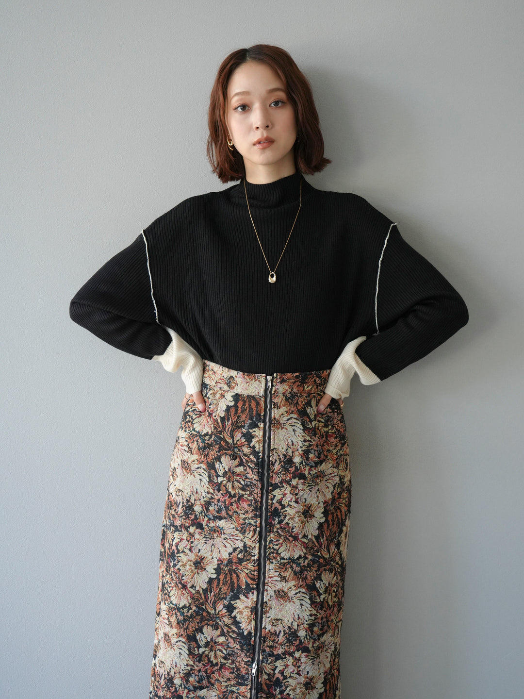 [予約]ボトルネック配色リブニットプルオーバー/ブラック×エクリュ