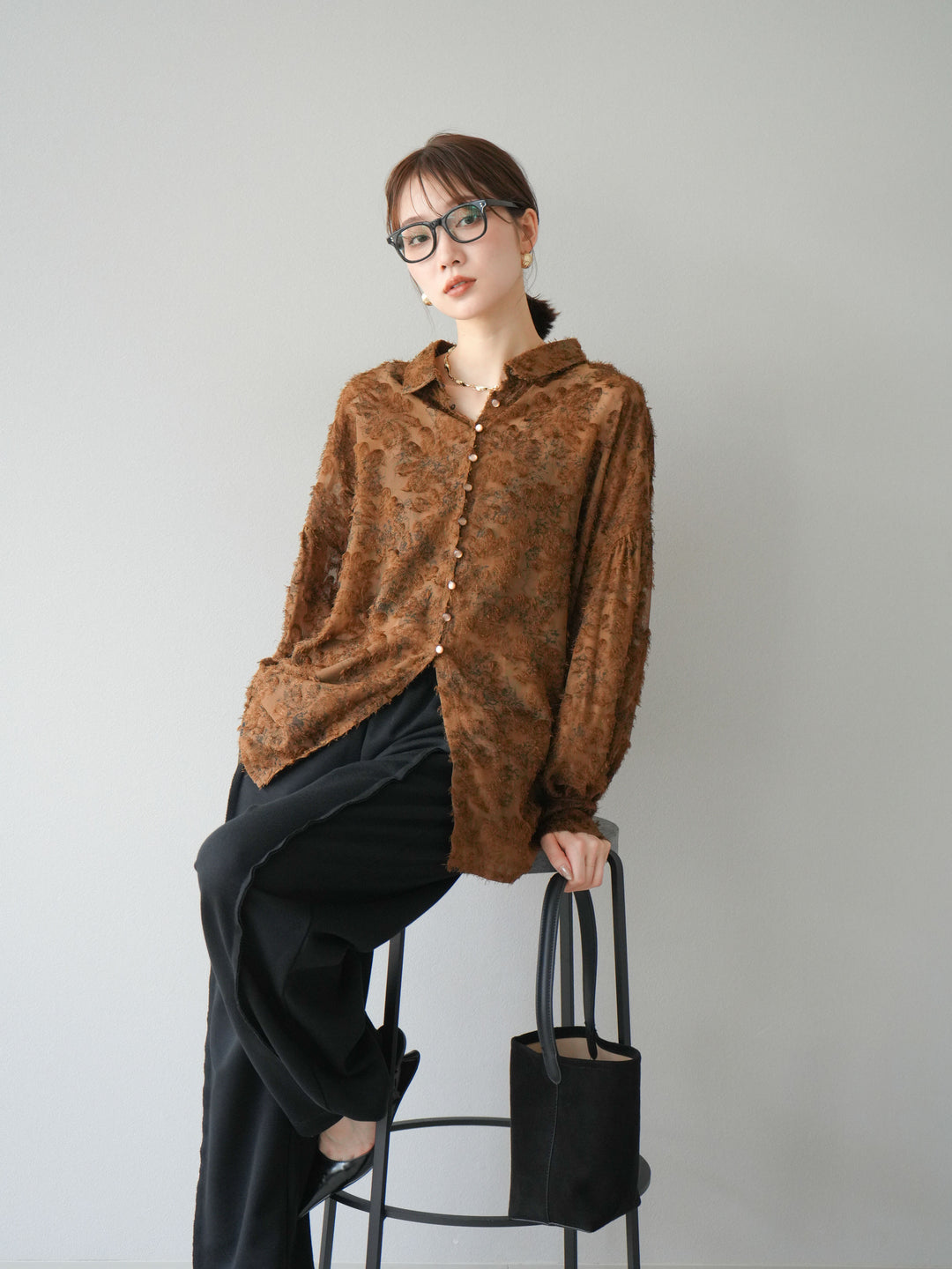 [予約]ニュアンスフリンジジャガードボリュームスリーブブラウス/ブラウン