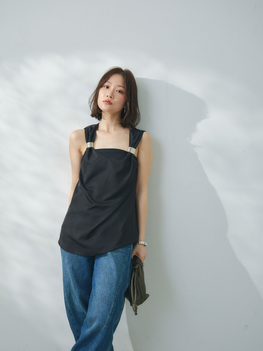 [予約]メタルモチーフノースリーブブラウス/black