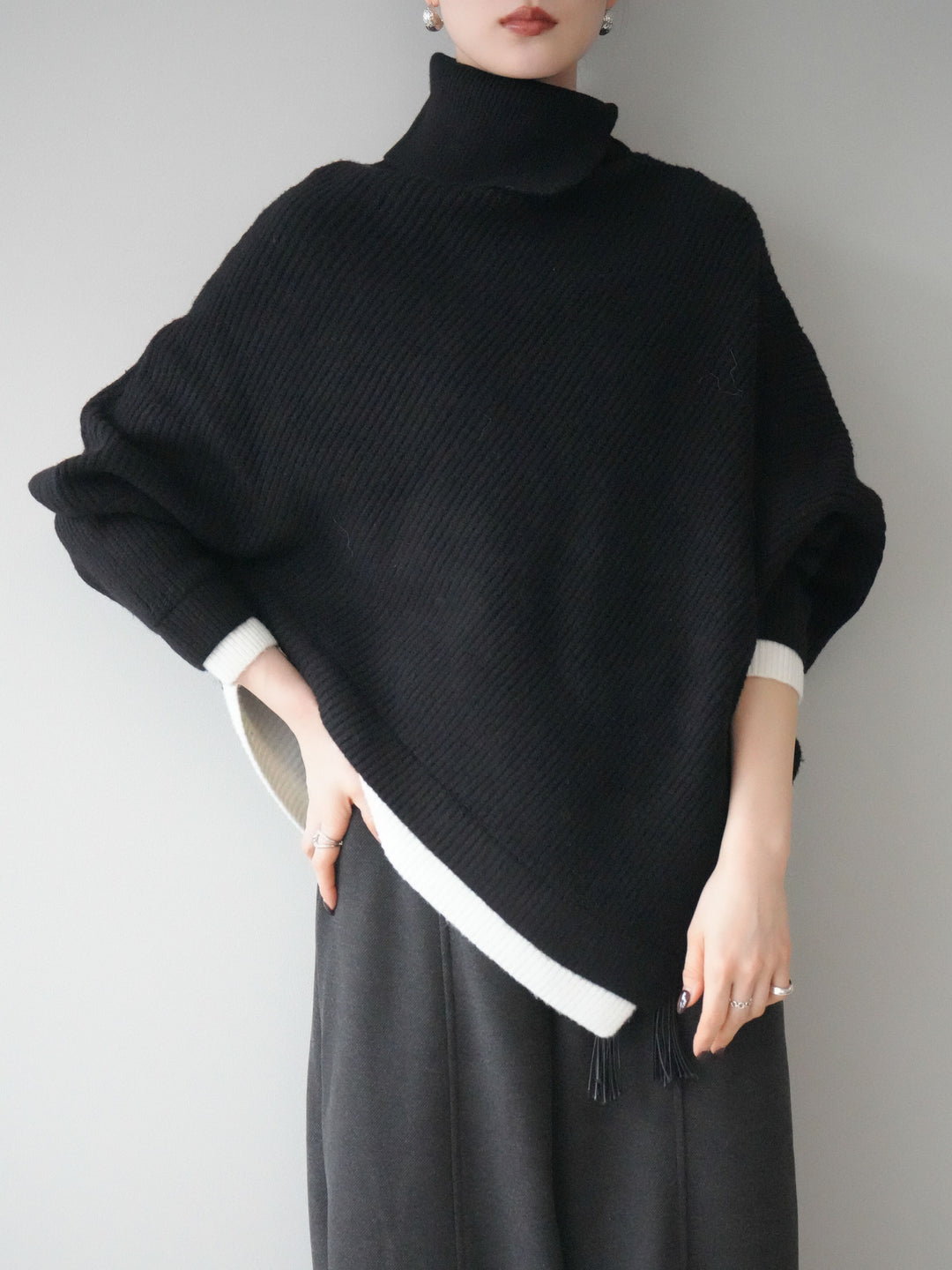 [予約]配色アシンメトリードルマンニットプルオーバー/black