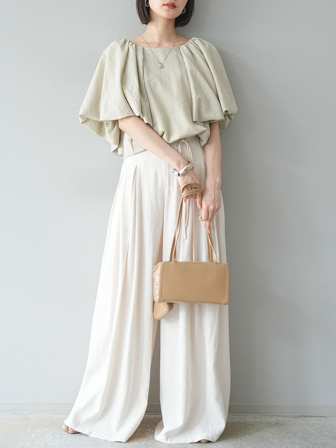 【預購】仿亞麻雙褶設計寬褲/象牙白