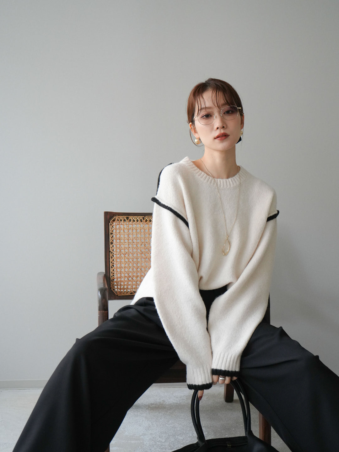 [予約]バイカラーパイピングニットプルオーバー/ivory