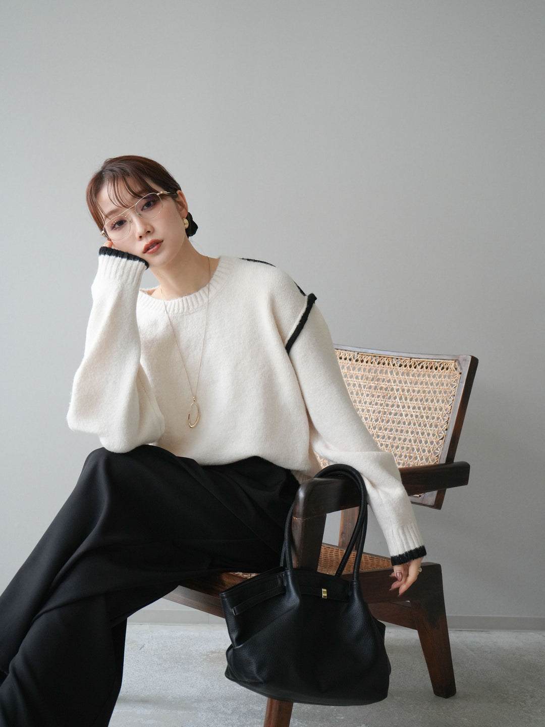 [予約]バイカラーパイピングニットプルオーバー/ivory