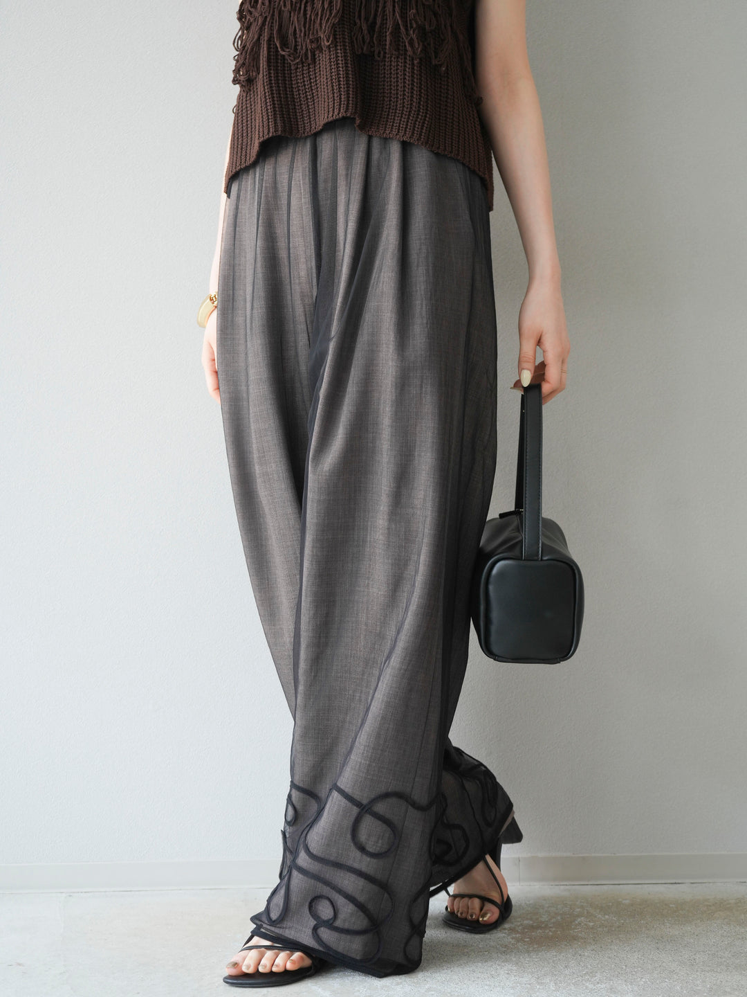 [SET]透かし編みフリンジニットトップス+コード刺繍チュールレイヤードパンツ(2set)