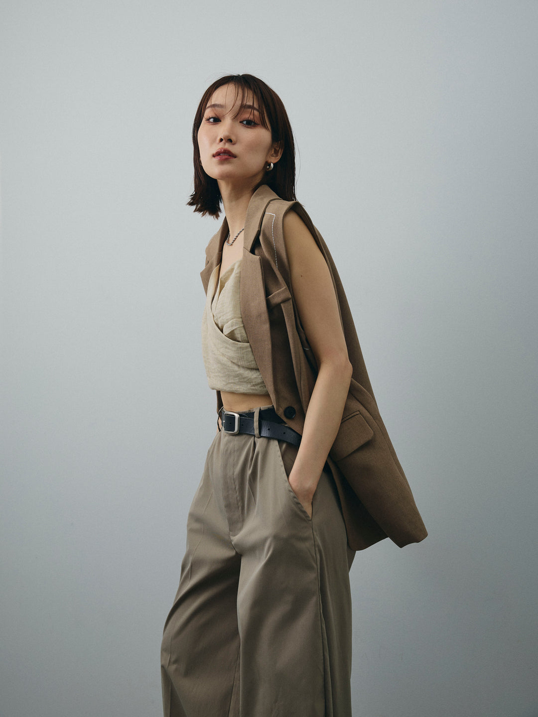 [予約]ステッチデザインベスト/ベージュ