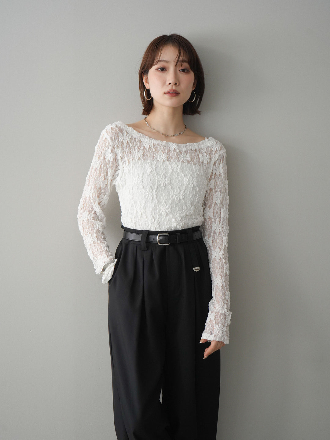 [予約]サイドギャザーレーストップス/white