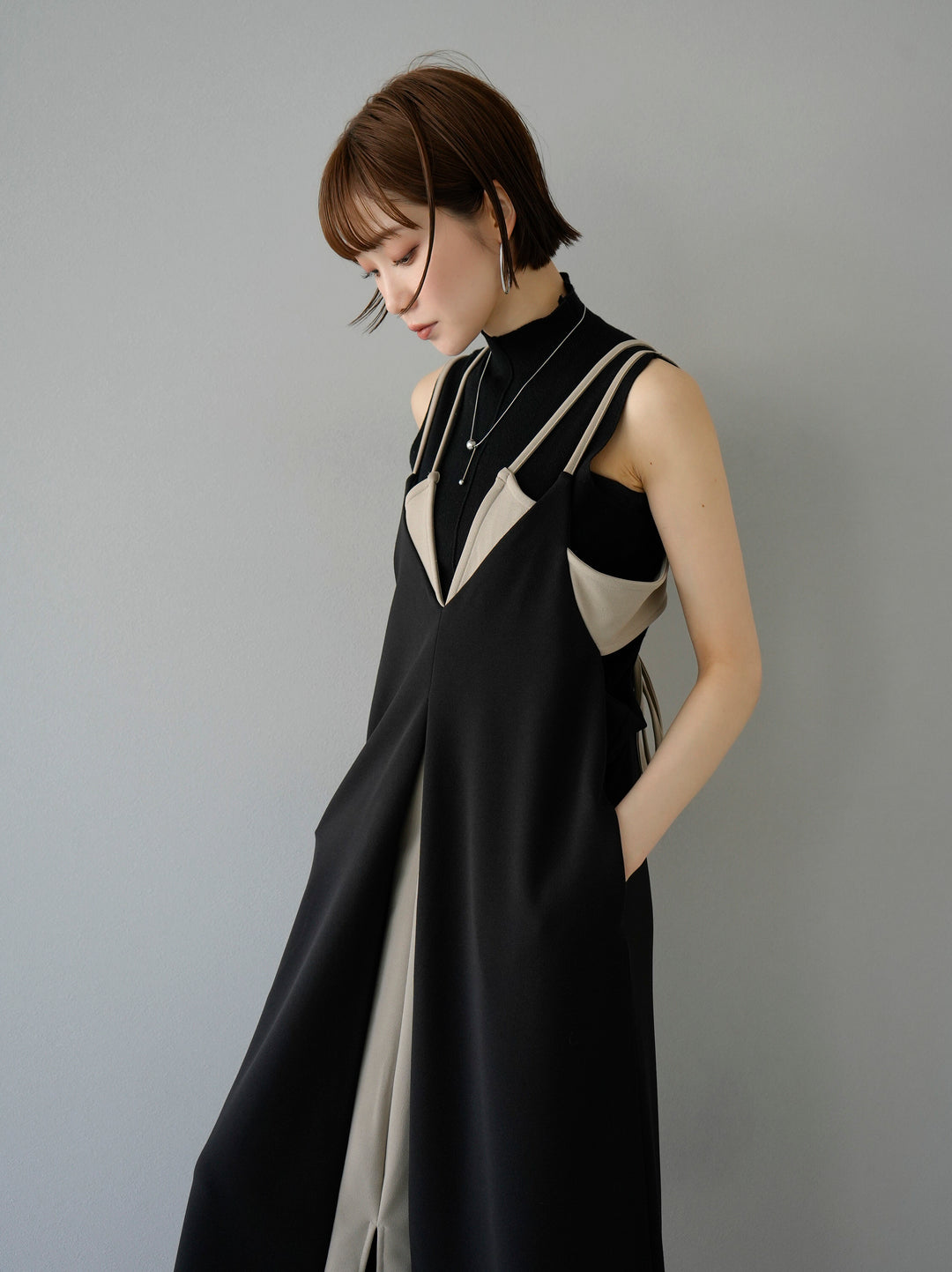 [Pre-order] Bicolor Layered Design Cami Dress/Black