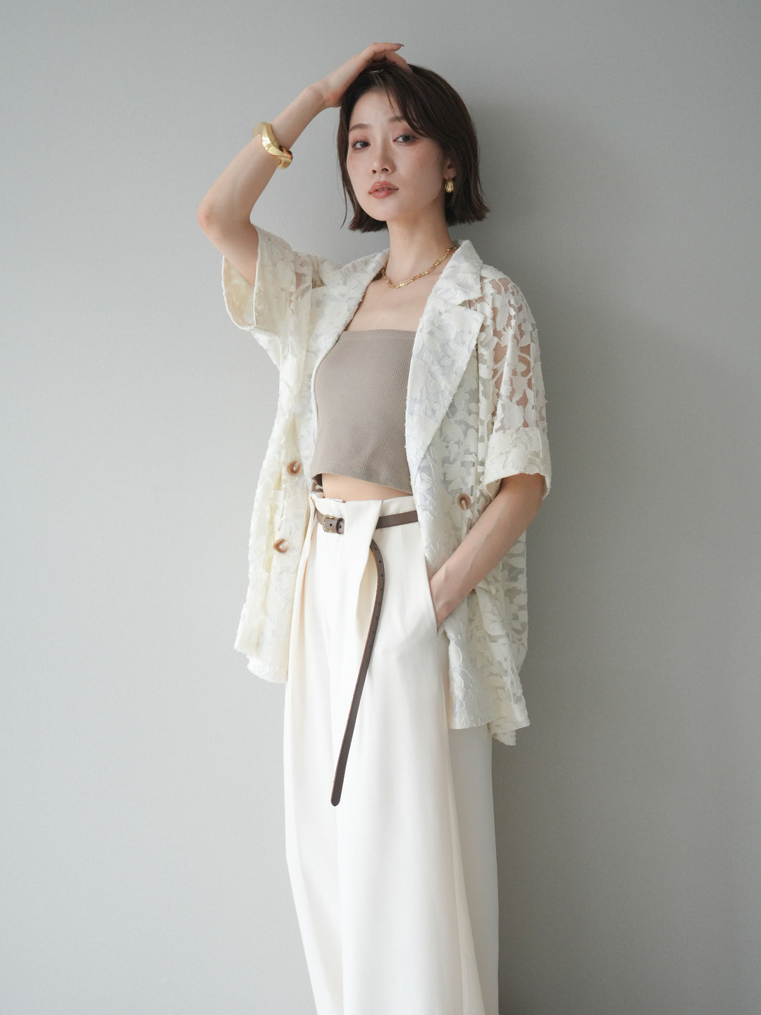 【套裝】花朵蕾絲短袖外套+垂褶收腰帶環長褲（兩件套）