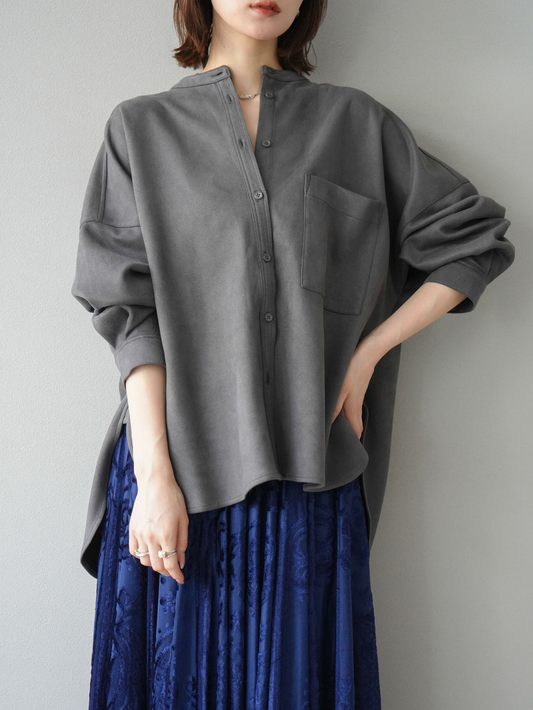 [予約]スエードバンドカラーオーバーシャツ/チャコール