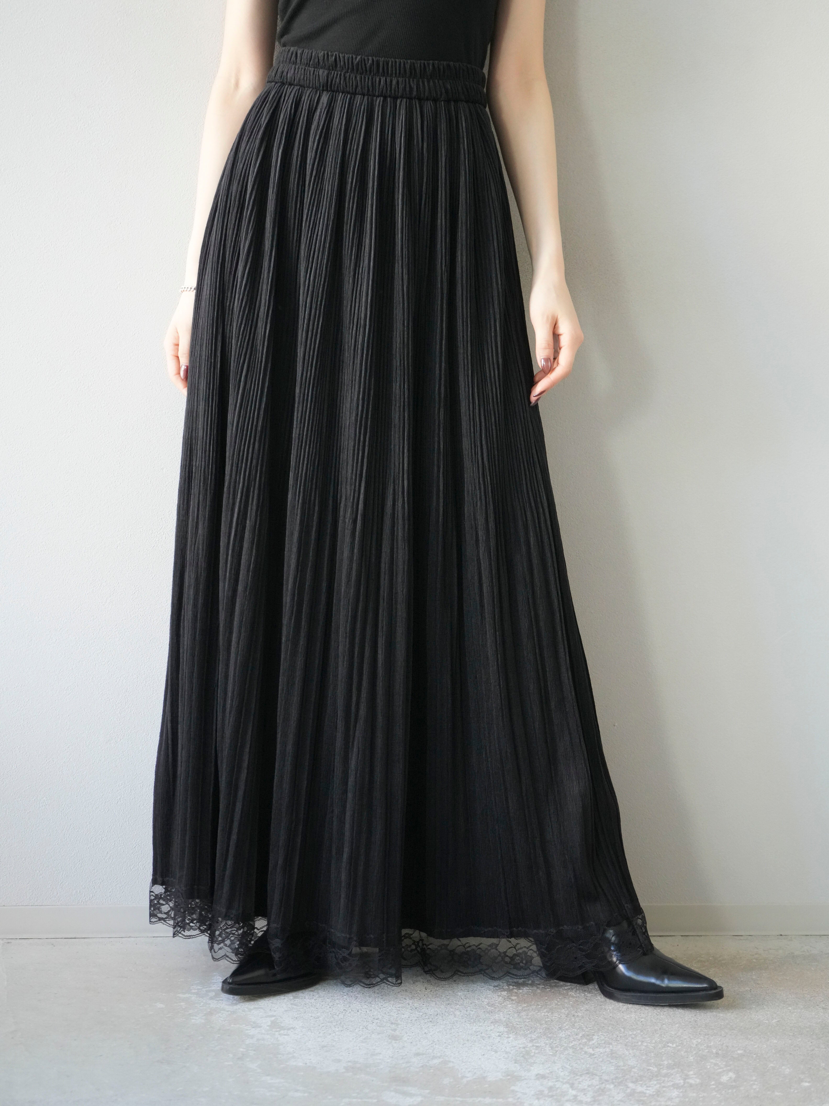 ブラックプリーツスカート レース風 予約]裾レーススウェードプリーツマキシスカート/ブラック – Lumier