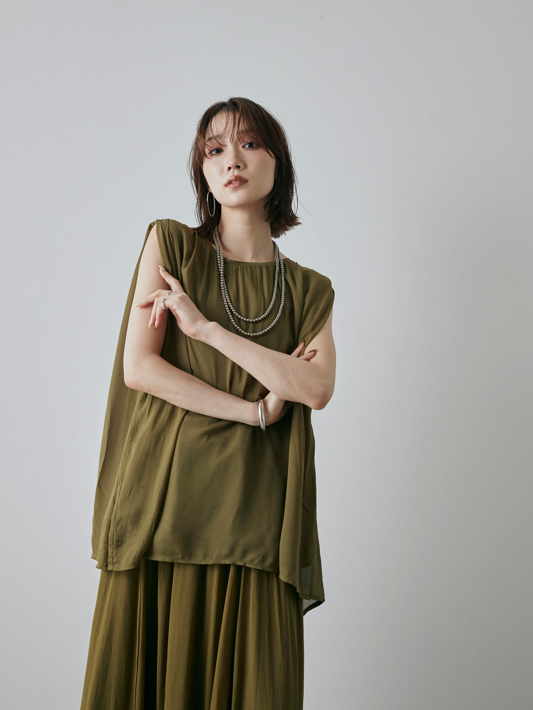 [預購] 透視褶肩襯衫/綠色