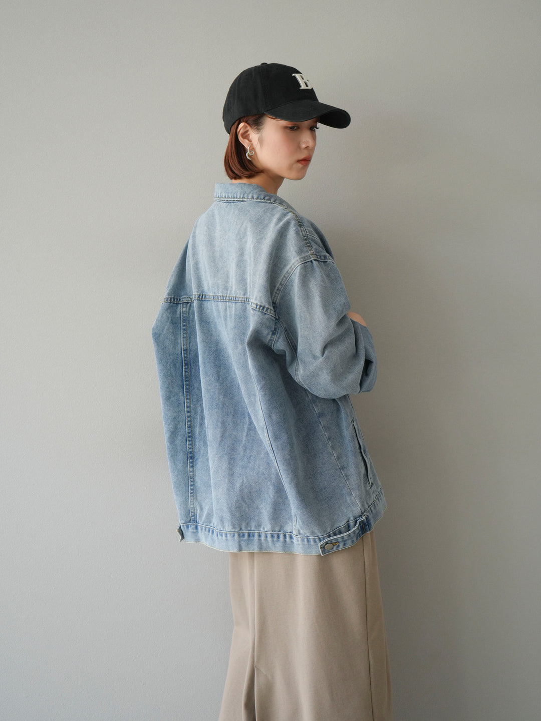 【預購】B字刺繡棒球帽/黑色