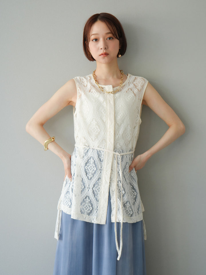 [SET] 緞面滾邊蕾絲無袖上衣 + nuance 透視喇叭裙 (2 套)
