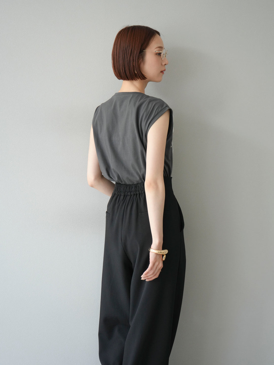 [SET]コード刺繍フレンチスリーブTシャツ+選べるアクセセット(2set)