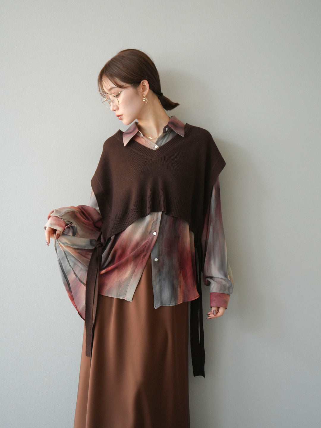 [予約]ニュアンス柄シアーシャツ/レッド